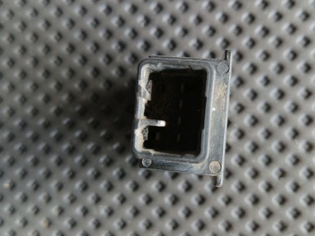 bontott OPEL CAMPO Kapcsoló (Magában)