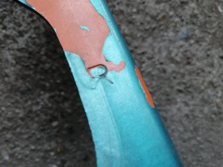 bontott OPEL CAMPO Motorháztető Jobb Zsanér