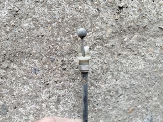 bontott OPEL CAMPO Motorháztető Nyitó Kar / Gomb