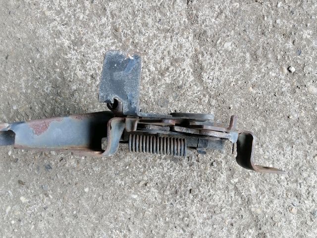 bontott OPEL CAMPO Motorháztető Zárszerkezet