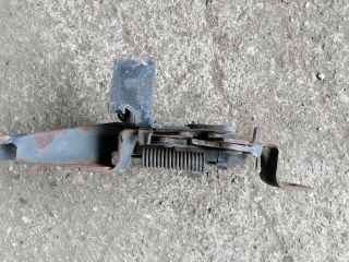 bontott OPEL CAMPO Motorháztető Zárszerkezet