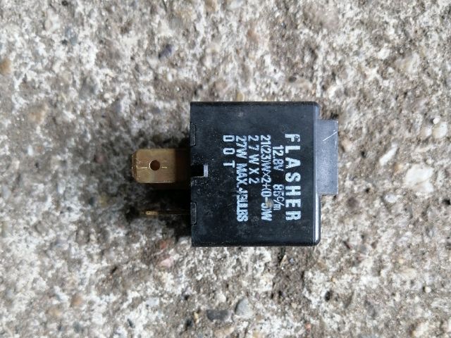 bontott OPEL CAMPO Relé