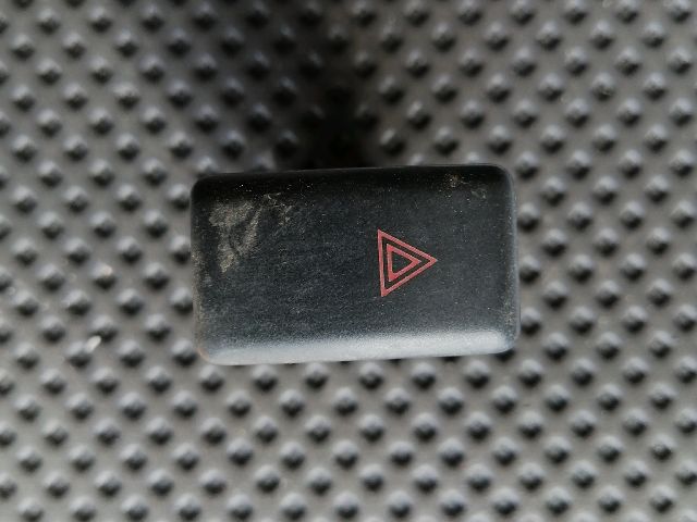 bontott OPEL CAMPO Vészvillogó Kapcsoló