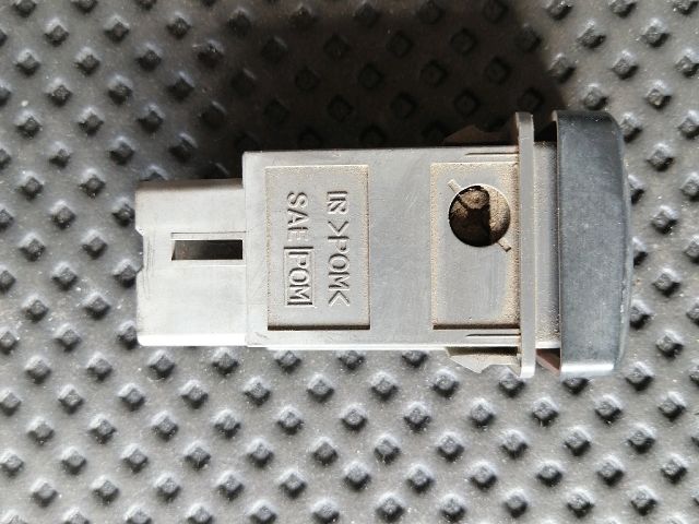 bontott OPEL CAMPO Vészvillogó Kapcsoló