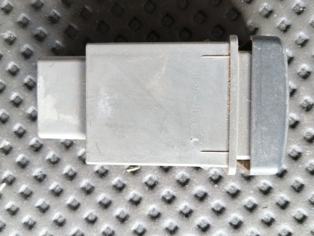 bontott OPEL CAMPO Vészvillogó Kapcsoló