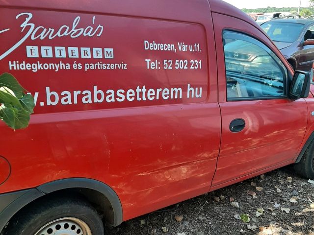 bontott OPEL COMBO Kiegyenlítő Tartály