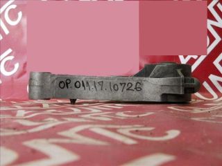 bontott OPEL COMBO Motor Tartó Bak Jobb