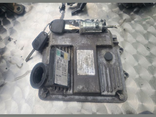 bontott OPEL COMBO Motorvezérlő