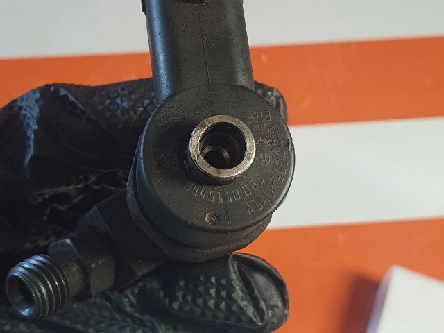 bontott OPEL COMBO Porlasztó (1 db)