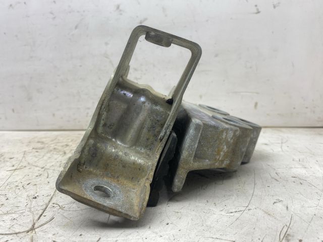 bontott OPEL COMBO Motor Tartó Bak Jobb