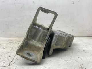 bontott OPEL COMBO Motor Tartó Bak Jobb