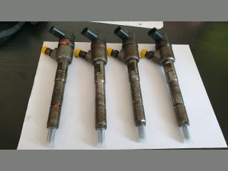 bontott OPEL COMBO Porlasztó Sor / Híd