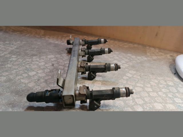 bontott OPEL COMBO Porlasztó Sor / Híd