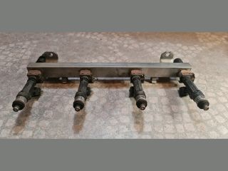 bontott OPEL COMBO Porlasztó Sor / Híd