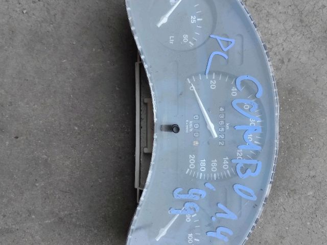 bontott OPEL COMBO Kilométeróra