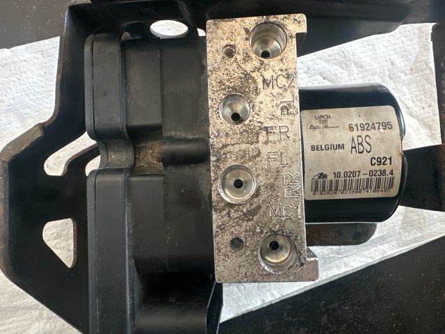 bontott OPEL COMBO ABS Kocka