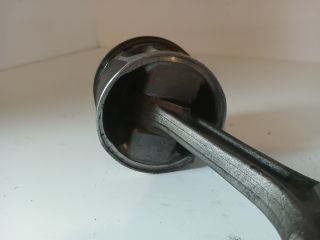 bontott OPEL COMBO Dugattyú és Hajtókar