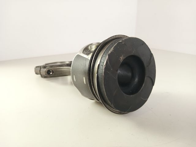 bontott OPEL COMBO Dugattyú és Hajtókar