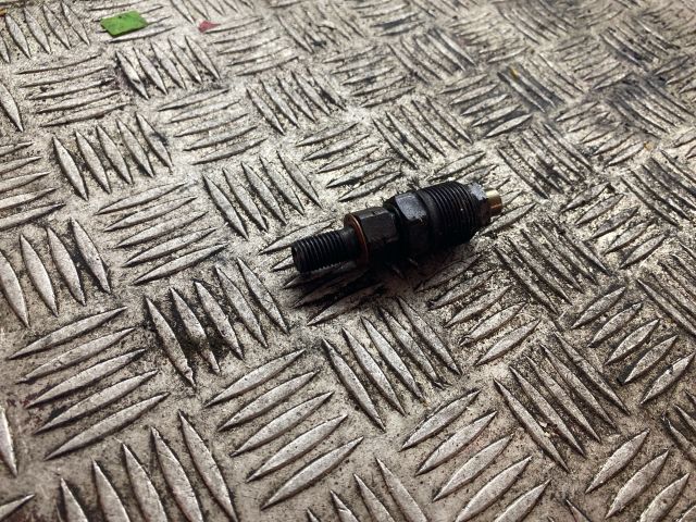 bontott OPEL COMBO Porlasztó (1 db)