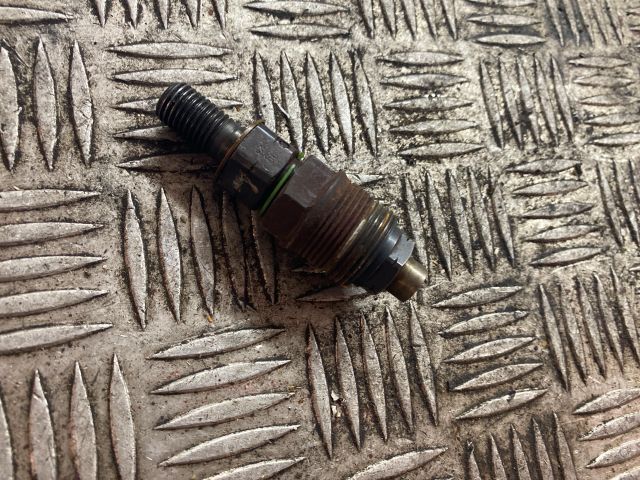 bontott OPEL COMBO Porlasztó (1 db)