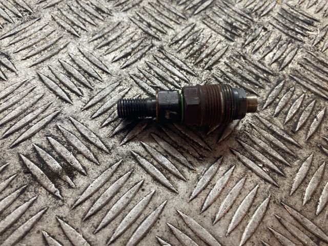 bontott OPEL COMBO Porlasztó (1 db)