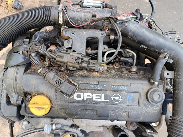 bontott OPEL COMBO Motor (Fűzött blokk hengerfejjel)