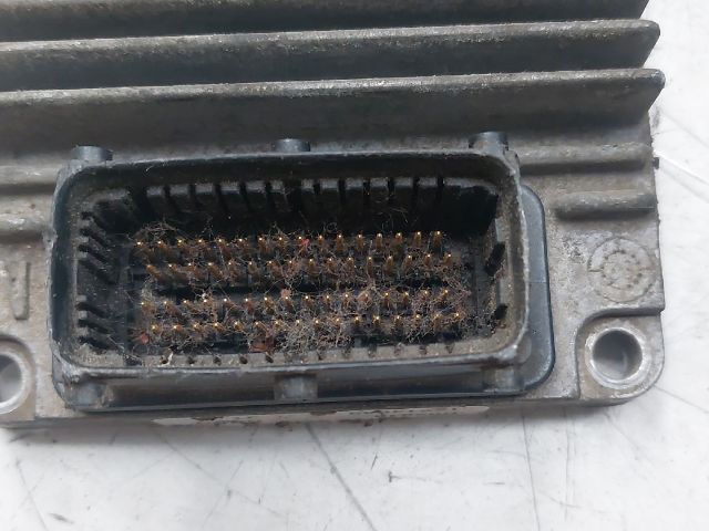 bontott OPEL COMBO Motorvezérlő