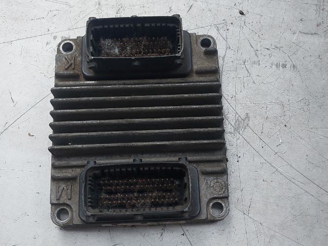 bontott OPEL COMBO Motorvezérlő