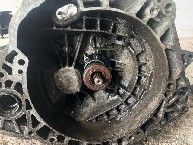 bontott OPEL COMBO Váltó (Mechanikus)