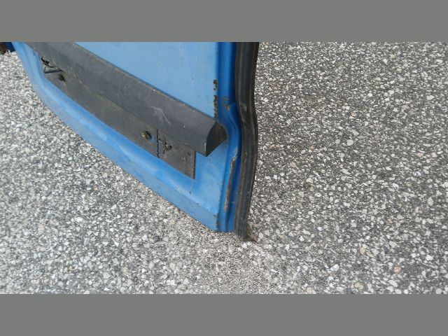 bontott OPEL COMBO Bal Csomagtérajtó (Részeivel)