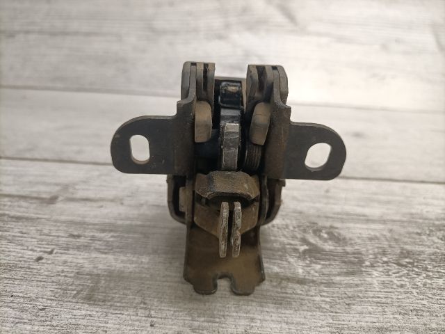 bontott OPEL COMBO Bal Csomagtérajtó Zárszerkezet