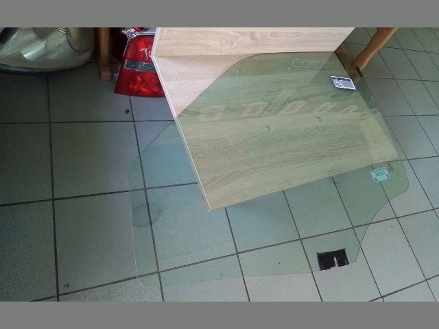 bontott OPEL COMBO Bal első Ablak