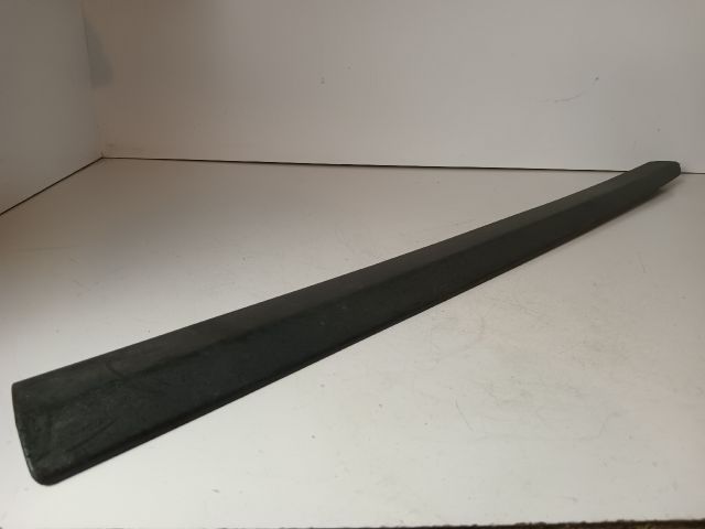 bontott OPEL COMBO Bal első Ajtó Díszléc