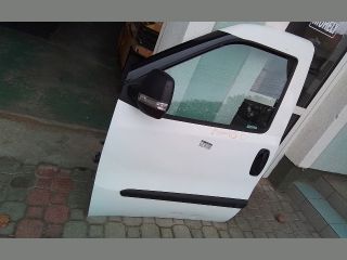 bontott OPEL COMBO Bal első Ajtó (Részeivel)