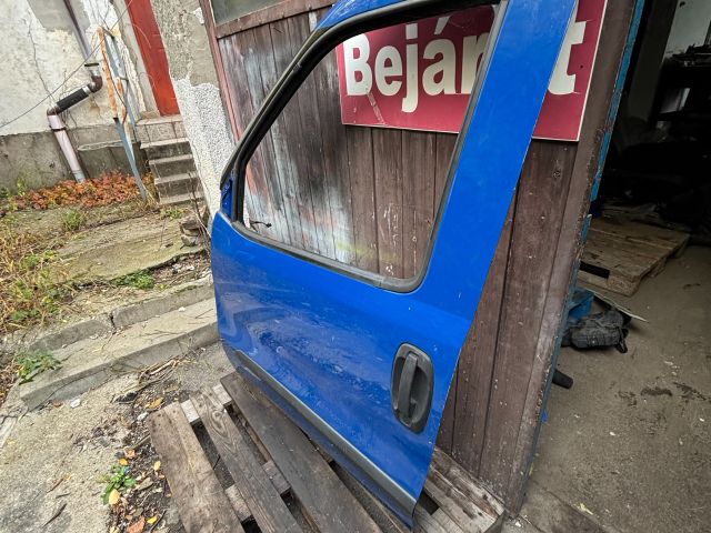 bontott OPEL COMBO Bal első Ajtó (Részeivel)