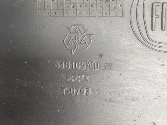 bontott OPEL COMBO Bal első Első Dobbetét (Kerékjárati, Műanyag)