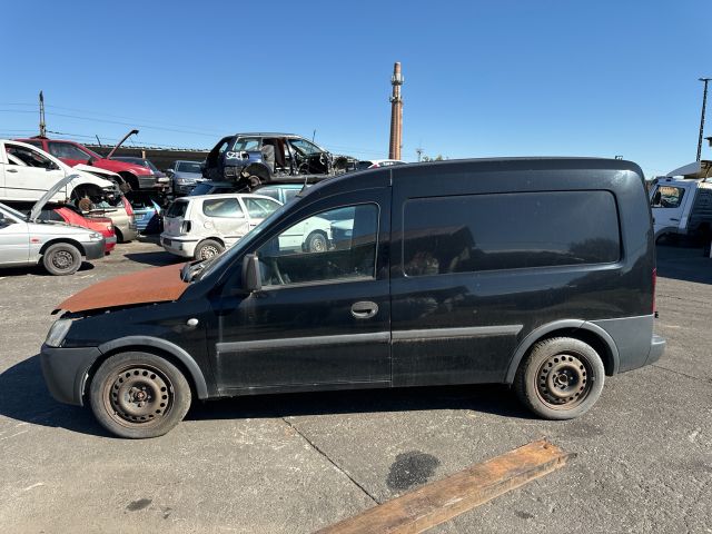 bontott OPEL COMBO Bal első Sárvédő