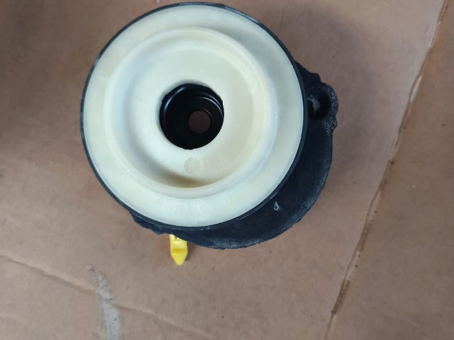 bontott OPEL COMBO Bal első Toronycsapágy