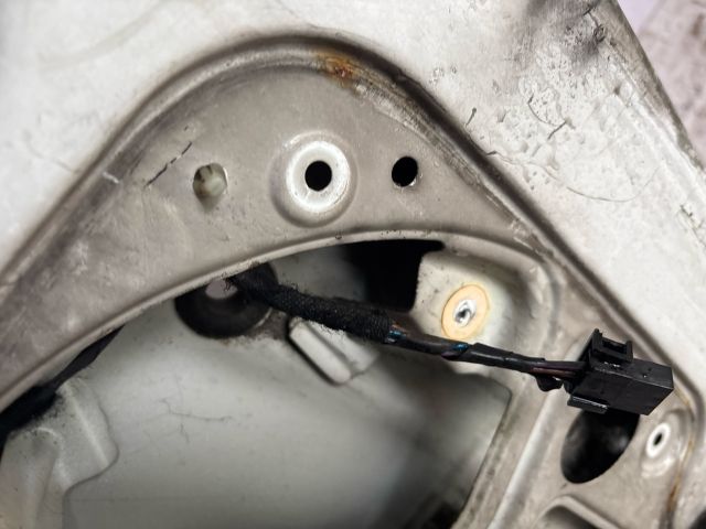 bontott OPEL COMBO Bal hátsó Ajtó (Üres lemez)