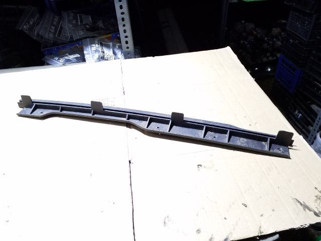 bontott OPEL COMBO Bal hátsó Lökhárító Tartó (Műanyag)