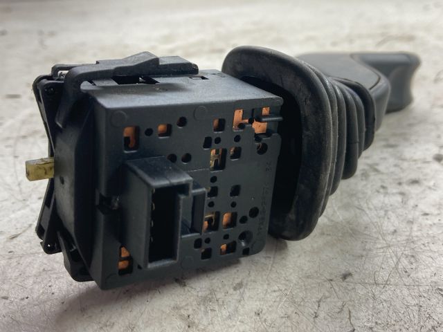 bontott OPEL COMBO Bal Kormánykapcsoló Irányjelző