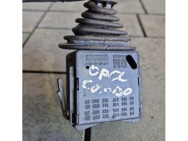 bontott OPEL COMBO Bal Kormánykapcsoló Irányjelző