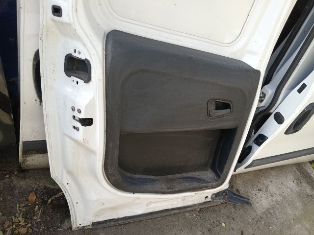 bontott OPEL COMBO Bal Tolóajtó (Részeivel)