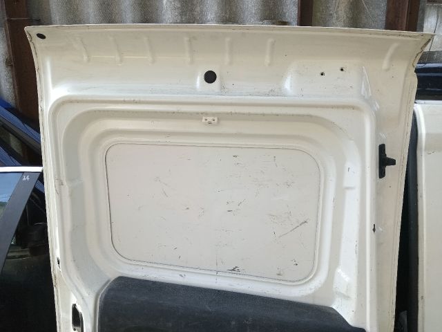 bontott OPEL COMBO Bal Tolóajtó (Részeivel)