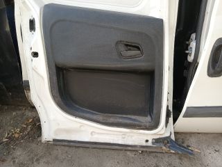 bontott OPEL COMBO Bal Tolóajtó (Részeivel)