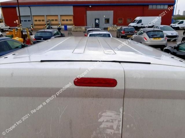 bontott OPEL COMBO Biztosítéktábla Csomagtér