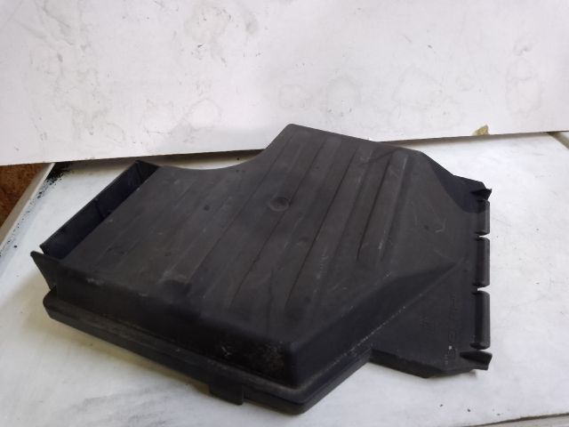 bontott OPEL COMBO Biztosítéktábla Fedél