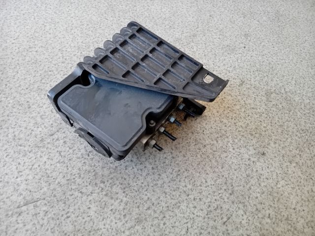 bontott OPEL COMBO E ABS Kocka