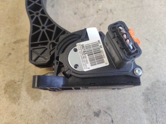 bontott OPEL COMBO E Gázpedál (Elektromos)