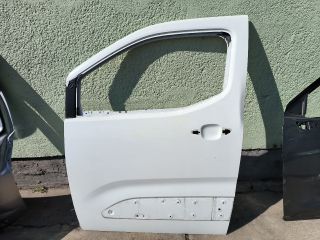 bontott OPEL COMBO E Bal első Ajtó (Üres lemez)